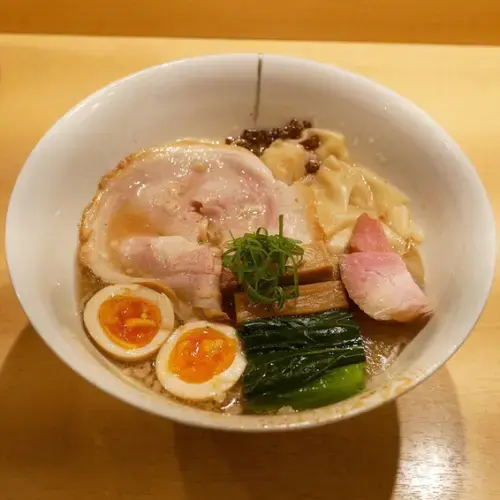 Motenashi Kuroki-1b.webp