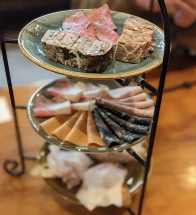 Fujio Shoten-1d.webp