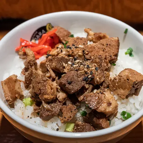 Menya Kitara-1c.webp