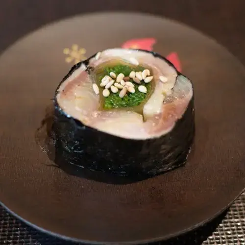 Sushi Sanshin-1a.webp