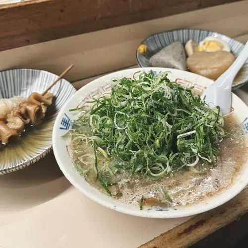 Hacchan Ramen-1c.webp