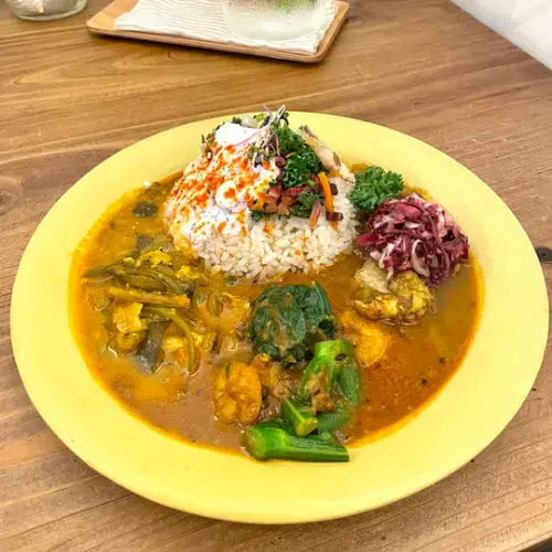 Kitchen And Curry-1b.webp