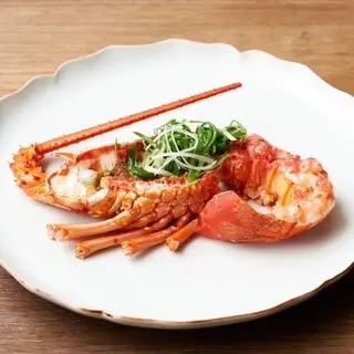 Yiping Hotel-1b.webp