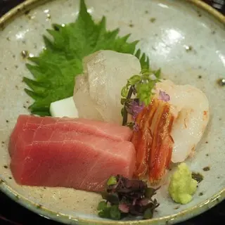 Shinbashi Sasada-1a.webp