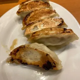 Tonari Tokyo Tanmen Marunouchi Shop-1c.webp