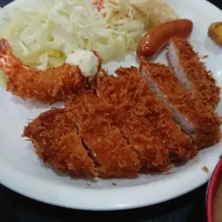 Izakaya Restaurant-1a.webp