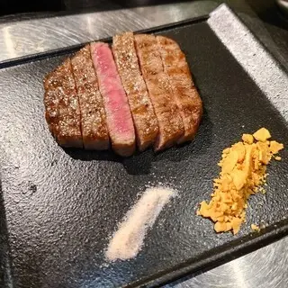 Charcoal-grilled Yakiniku Izumino-1c.webp