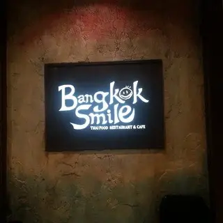 Bangkok Smile Atago Green Hills Store-logo.webp