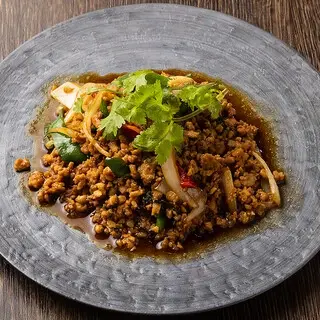 Asiatique Toranomon-1c.webp