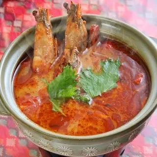 Asian Dining Guras-1b.webp