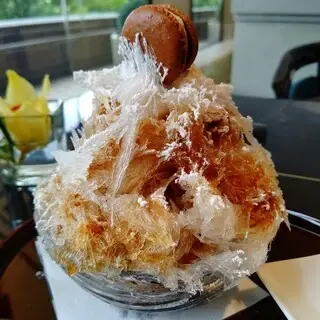 Kato's Dining & Bar-1b.webp