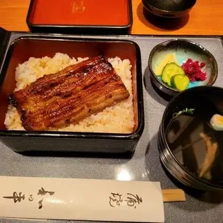 Wadahei Shinjuku Shop-1b.webp