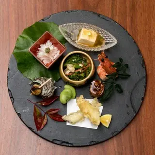 Amenimomakezu Ikebukuro-1c.webp