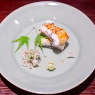 Jingumae Higuchi-1d.webp