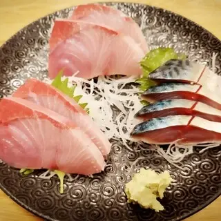 Waraku Izakaya-1a.webp