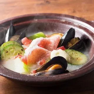 Oto-oto Ochanomizusorashitei-1b.webp