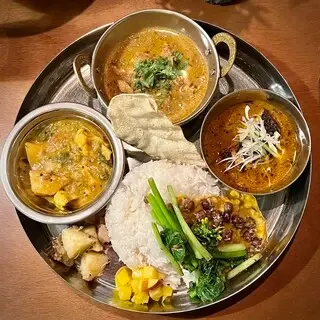 Block House Wednesday Curry-1d.webp