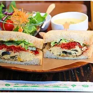 Pain Au Sourire-1a.webp