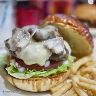 The Great Burger-1c.webp