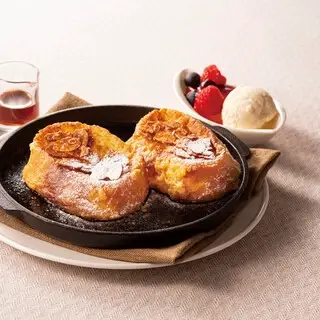 Blue Brick Lounge-1c.webp