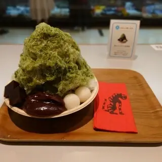 Toraya Café Aoyama Shop-1d.webp