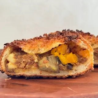 Le Pain De Joël Robuchon Shibuya Hikarie Store-1a.webp