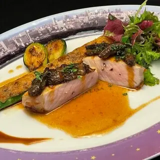 Monna Lisa Ebisu-1c.webp