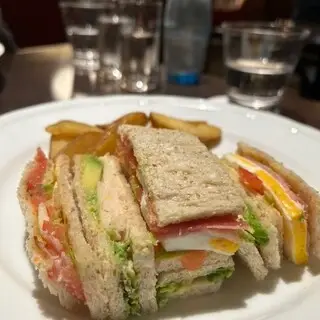 Café Rijiig-1b.webp