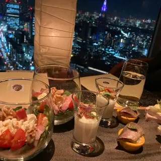 The Peak Bar-1c.webp