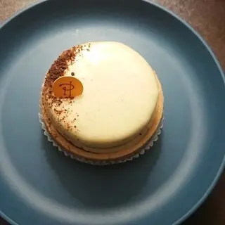 Pierre Hermé Paris Shinjuku Isetan Store-1c.webp