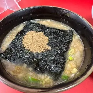 Ramen Jirou Shinjuku-kabukicho-1c.webp