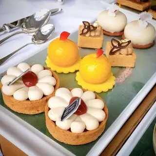 The Peak Lounge-1a.webp