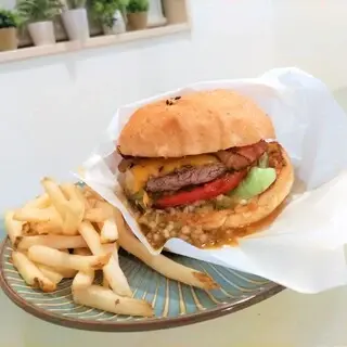 Jack 37 Burger-1a.webp