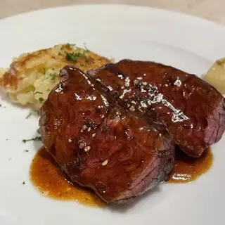 Les Rosiers Bistrot De L'oie-1b.webp