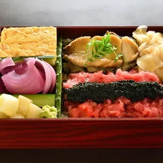 Sushi Itsumi-1b.webp