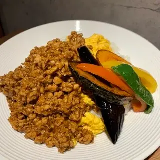 Shunka Nakamura-1b.webp