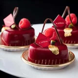 La Boutique De Joël Robuchon Marunouchi Brick Square Branch-1c.webp