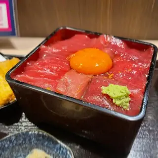 Hiroshi Kanhachi-1a.webp