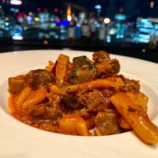 Sky Gallery Lounge Levita&the Bar-1a.webp