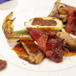 Hostellerie Suzuki-1b.webp