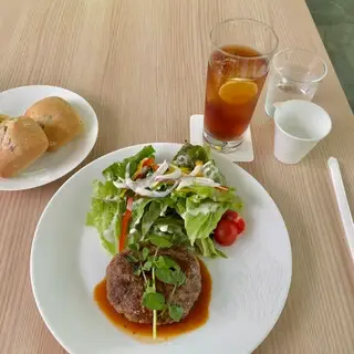 Nezucafe-1c.webp