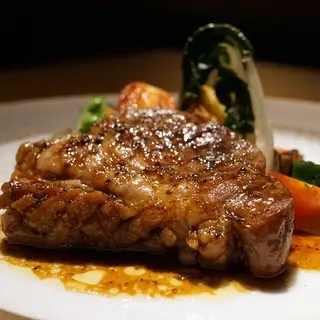 Bistro Couplet-1d.webp