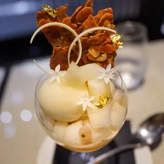 Emporio Armani Caffè-1d.webp