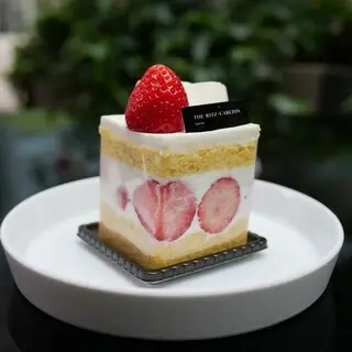 The Ritz-carlton Café & Deli-1d.webp