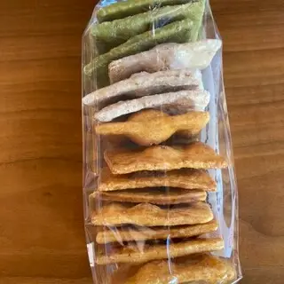 Kikumi Senbei-1b.webp