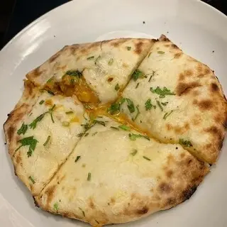 Indian Street Food & Bar Gond-1d.webp