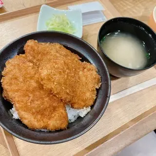 Niigata Katsudon Tarekatsu Honten-1c.webp