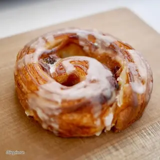 Pâtisserie Très Calme-1c.webp