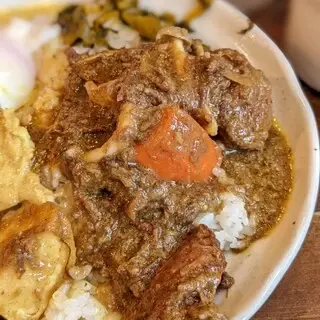 Raffles Curry-1d.webp