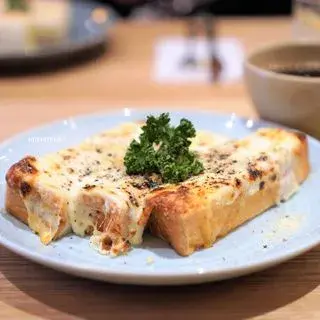 Pelican Café-1c.webp